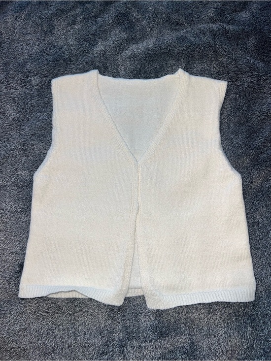 Sweaters - white sweater vest